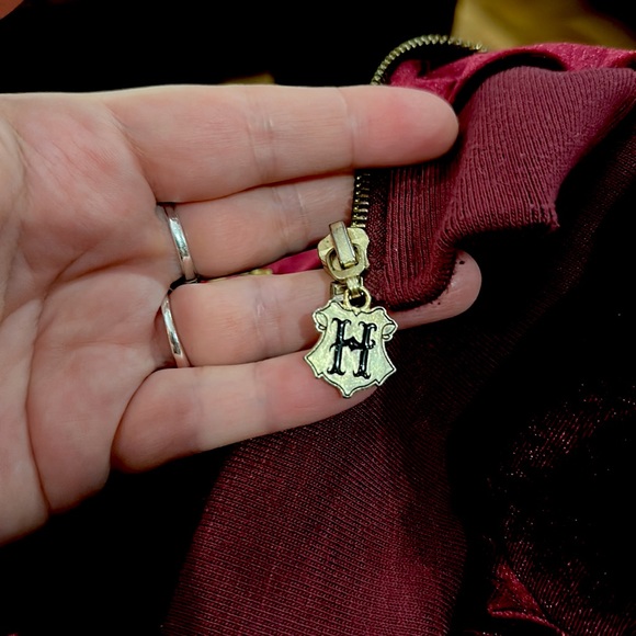 Harry Potter Magical Creatures Bomber Jacket - Picture 11 of 11